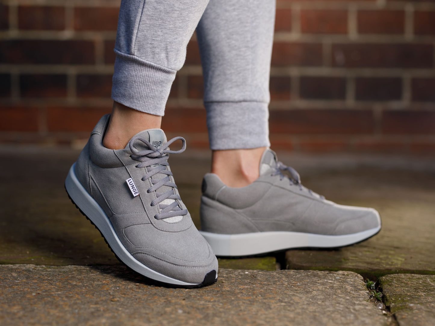 Classic Walk N (Silver / Light Grey)